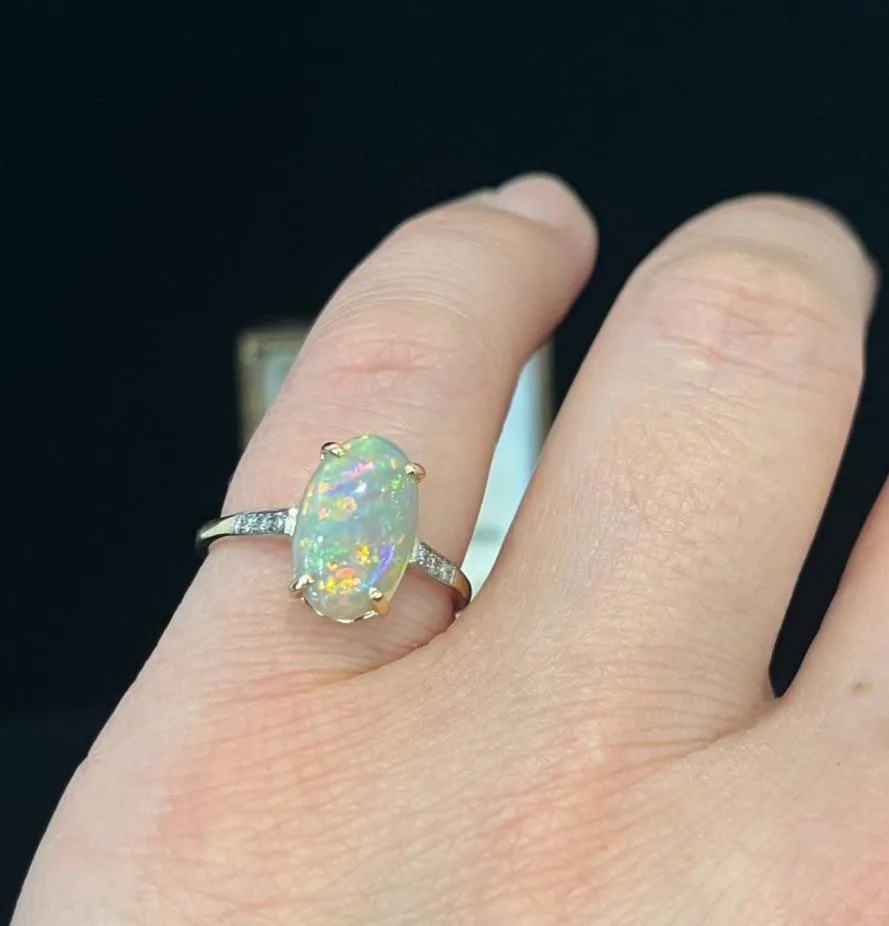 1940s Lighting Ridge Oval Opal Ring