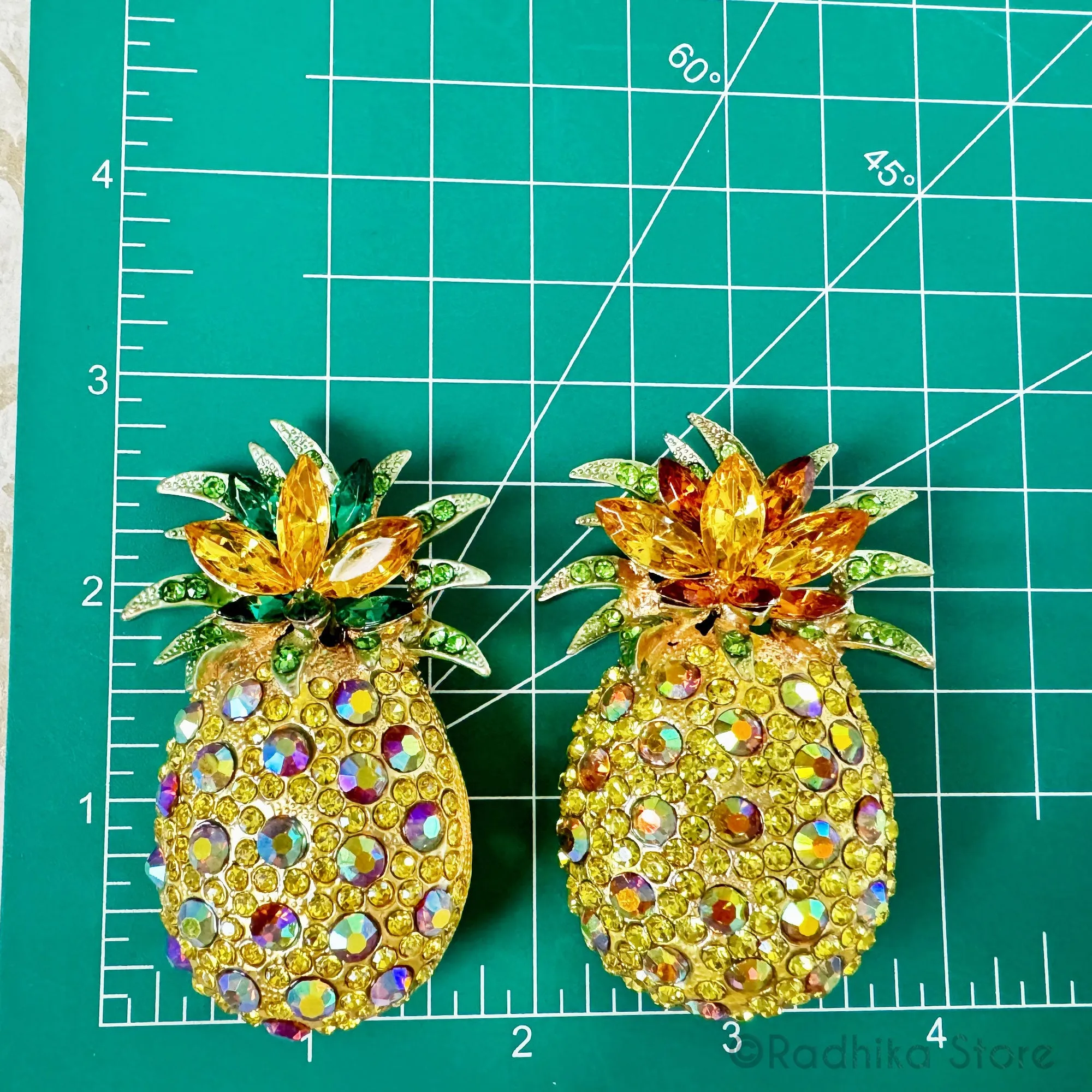 Auspicious Pineapples- Pendants-(Pins)