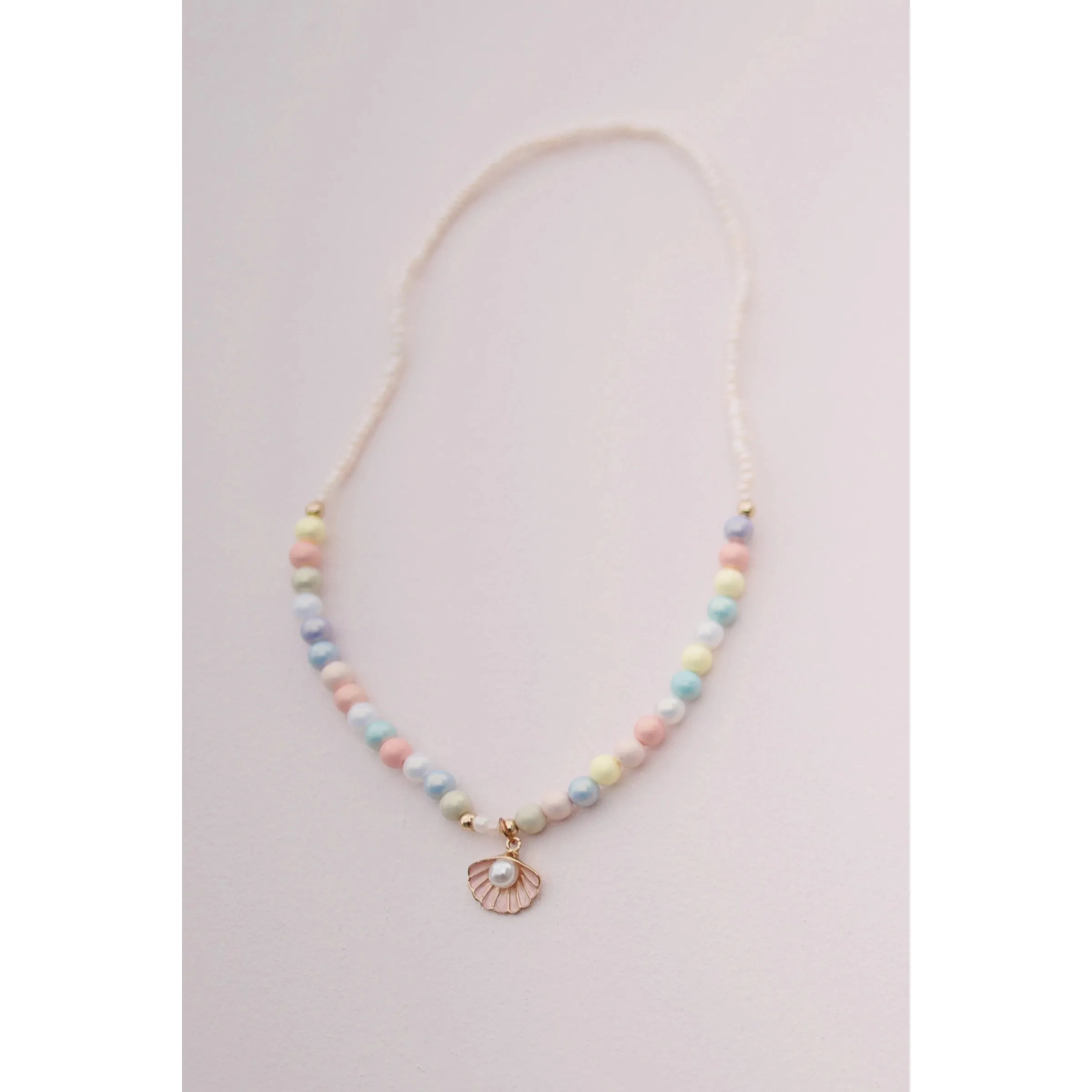 boutique pastel shell necklace