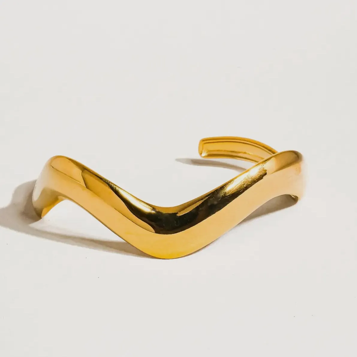 ‘Corey’ V-shaped Bangle Bracelet