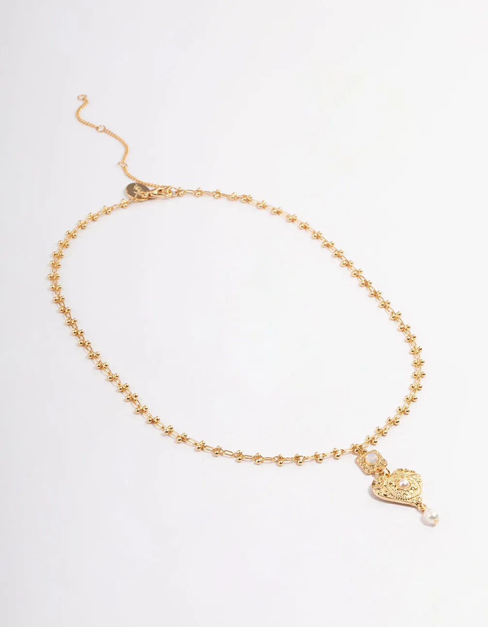 Gold Plated Detailed Heart Pendant Freshwater Pearl Necklace