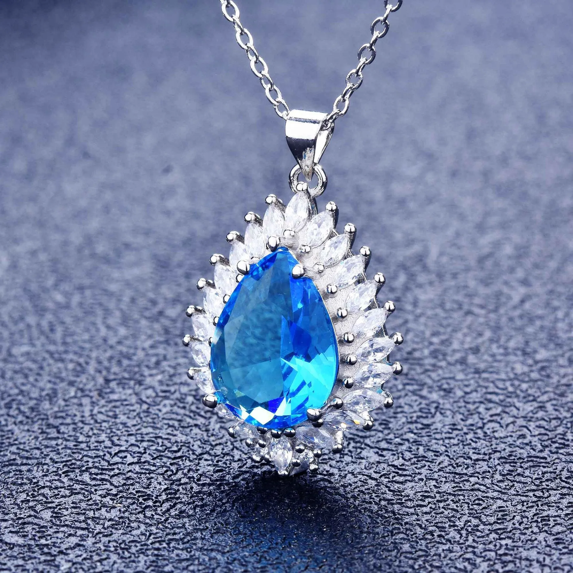 Romantic Sea Blue Water Drop Cubic Zirconia Necklaces Women Engagement Wedding Luxury Neck Accessories Statement Jewelry