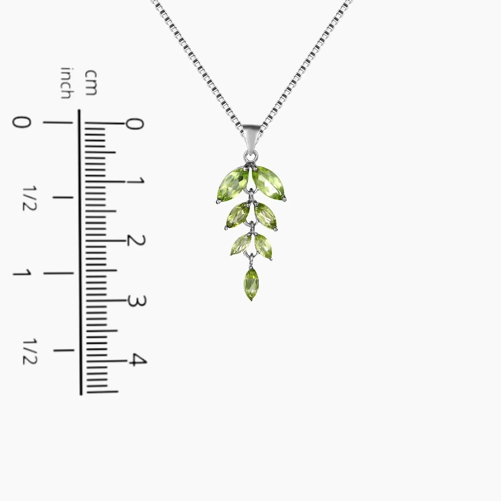 Sparkling Peridot Leaf Pendant: Embrace Nature's Brilliance